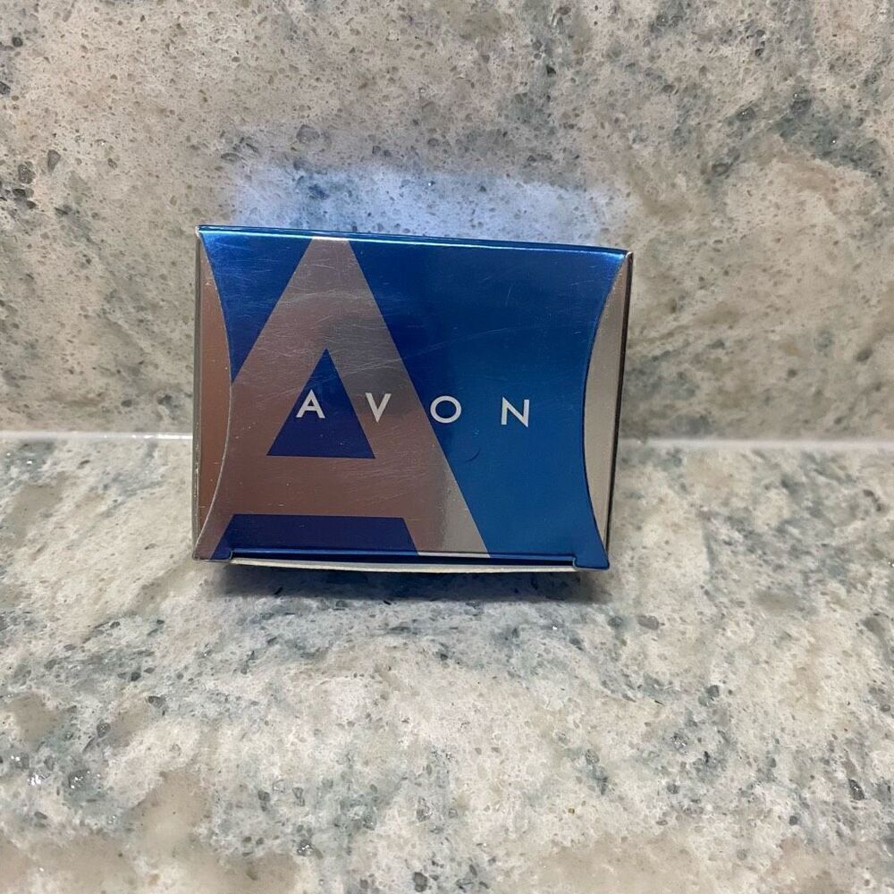 Avon Rose Pin - Picture 4 of 6